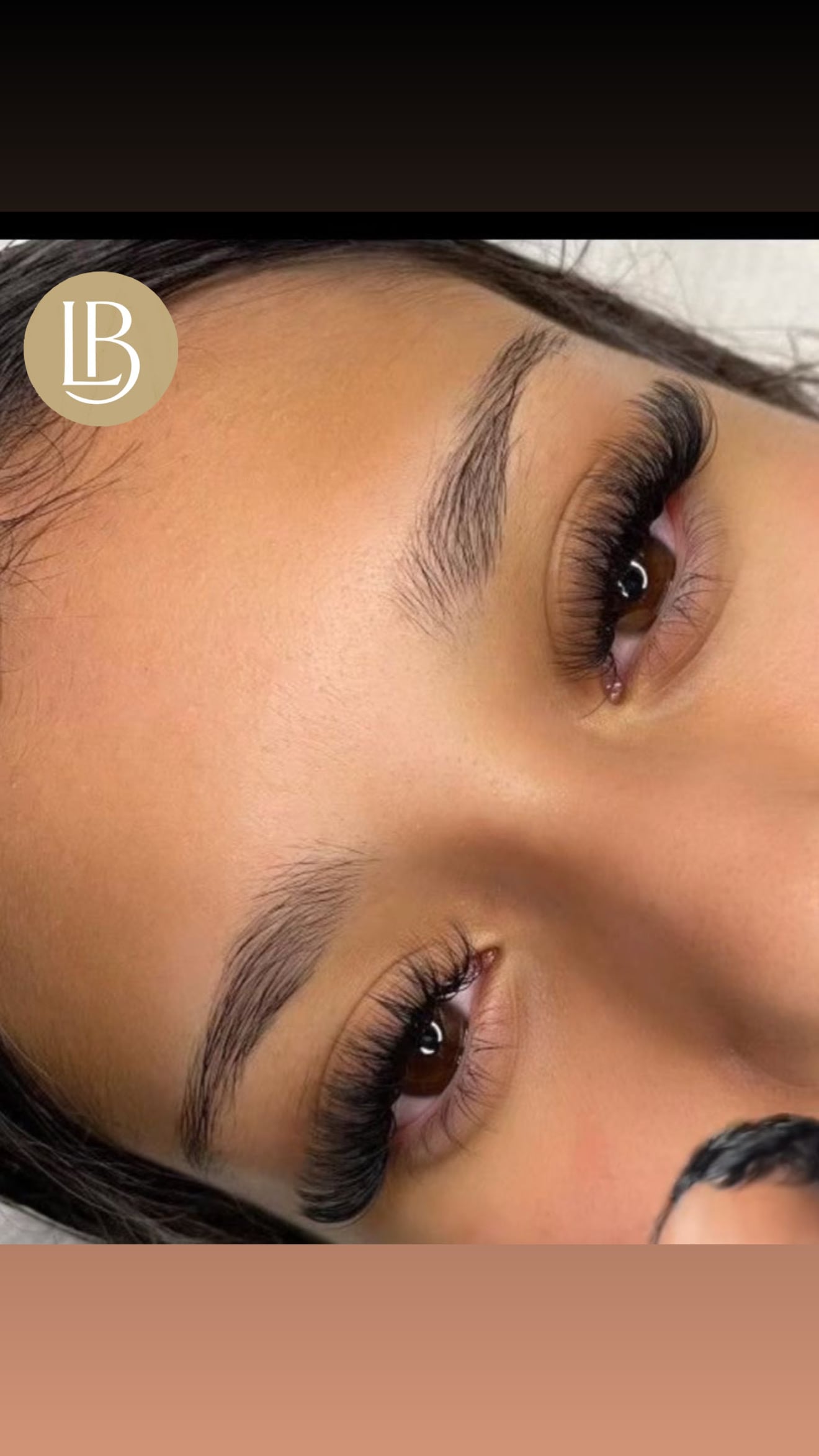 Détail d’extensions de cils
